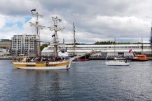 tall ships water tasmania wooden boat fesitval