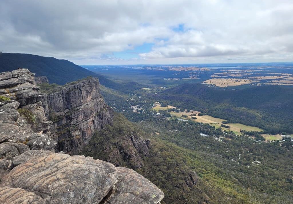 Views From The Pinnacle Grampian NP